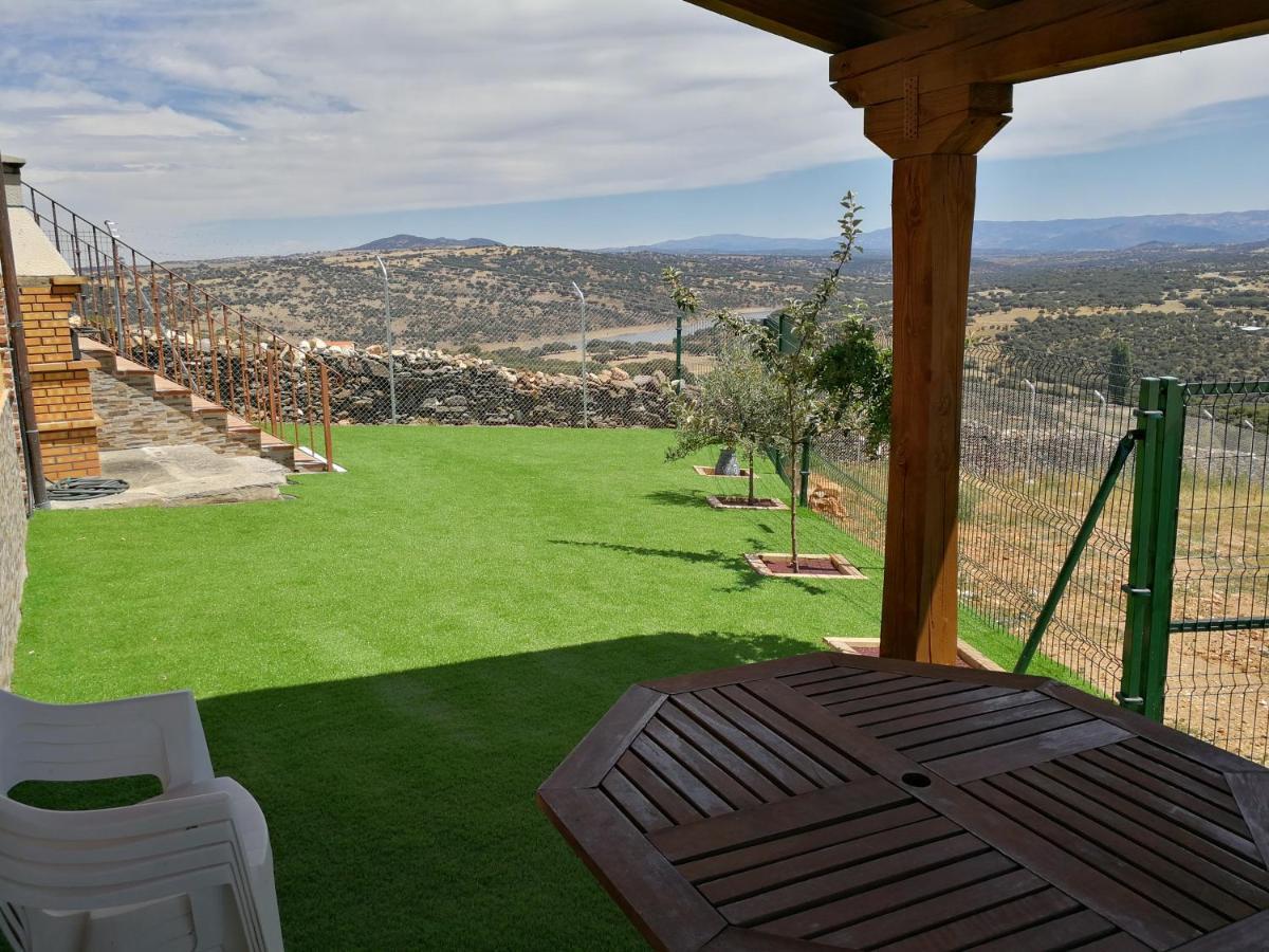 Casa Rural & Spa Mirador De La Covatilla Guijo de Avila Exterior foto